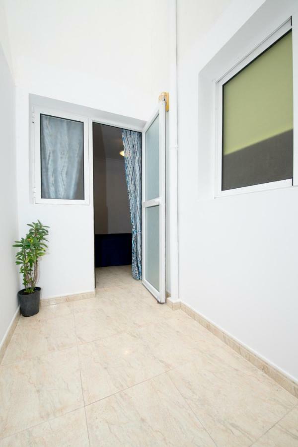 Apartamento "La Casa De La Playa" Con Wifi Y 3 Dormitorios アリナガ エクステリア 写真